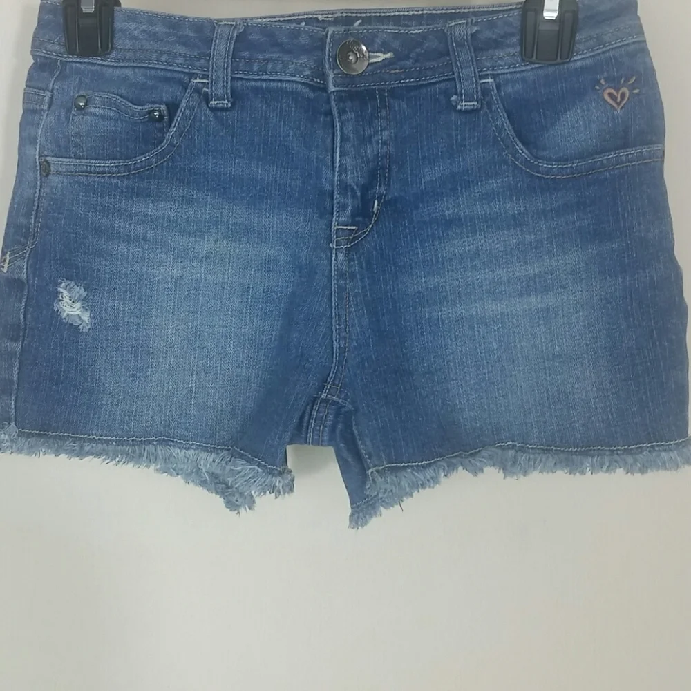 Justice shorts Jean blue denim cut-off fringed daisy duke
